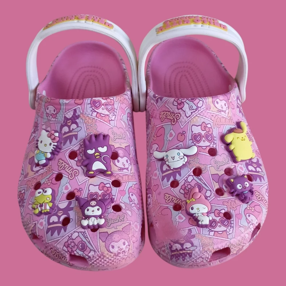 Crocs Hello Kitty & Friends Sanrio Classic W/Jibbitzs Clogs Junior Size 3/W 5 - Picture 2 of 8